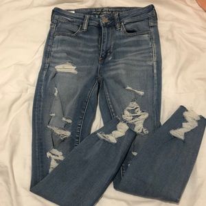 Ripped ankle skinny jeans